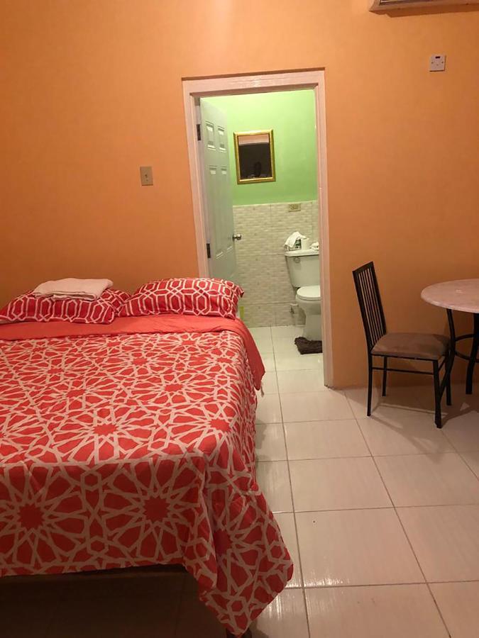Scarlett Guest House Bull Bay Esterno foto